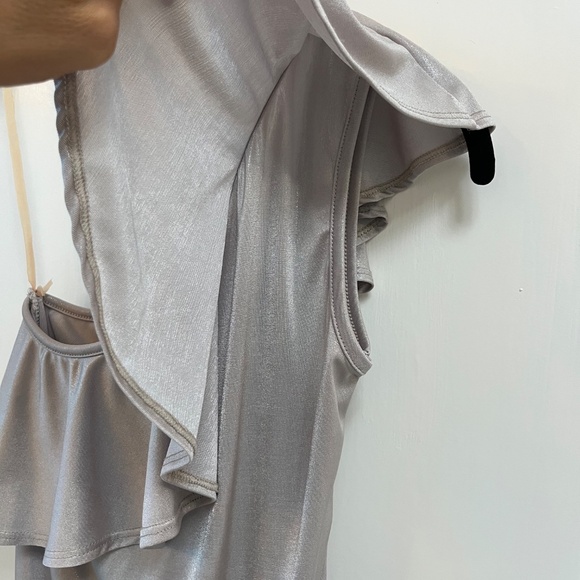 Metallic Silver One-Shoulder Ruffle Top Made in France Size S - Picture 4 of 8